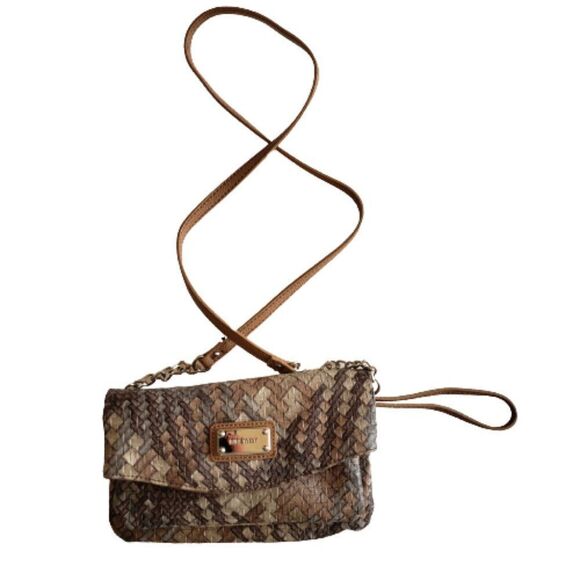 Nine West Crossbody Bag Neutral Tones Woven Faux Leather Pattern Boho Y2K - Picture 1 of 8